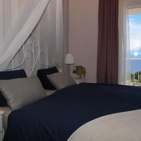 Olei Guest house 4*
